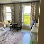 Lynwood House 3* Cobh