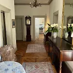 Lynwood House Bed & Breakfast 3*