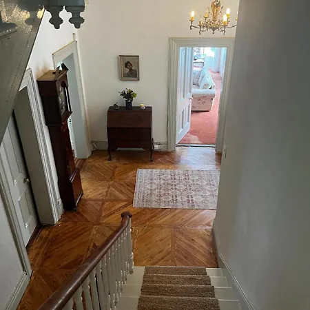 ベッド・アンド・ブレックファスト Lynwood House 3*