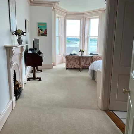 Frühstückspension Lynwood House